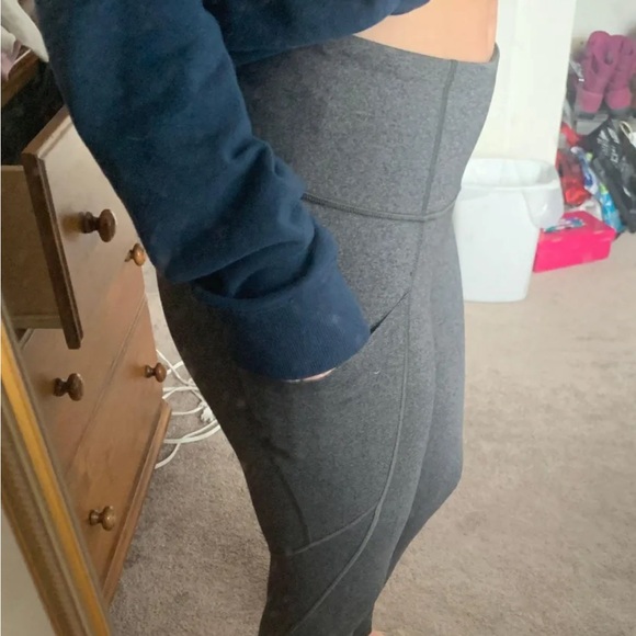 Athleta leggings - Picture 2 of 4